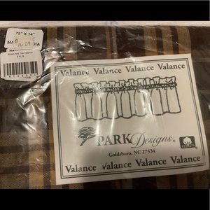 One Park Design Valance